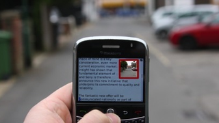 Despite Being an April 1 Gag, TXT'N'WALK Mobile App is Sweet